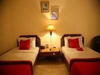 Oyo Premium Sector 26 Madhya Marg Hotel Chandigarh Exterior photo