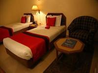Oyo Premium Sector 26 Madhya Marg Hotel Chandigarh Exterior photo